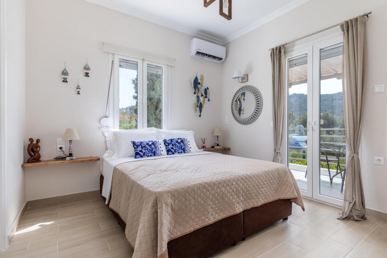 Artemis' Garden Skopelos Town