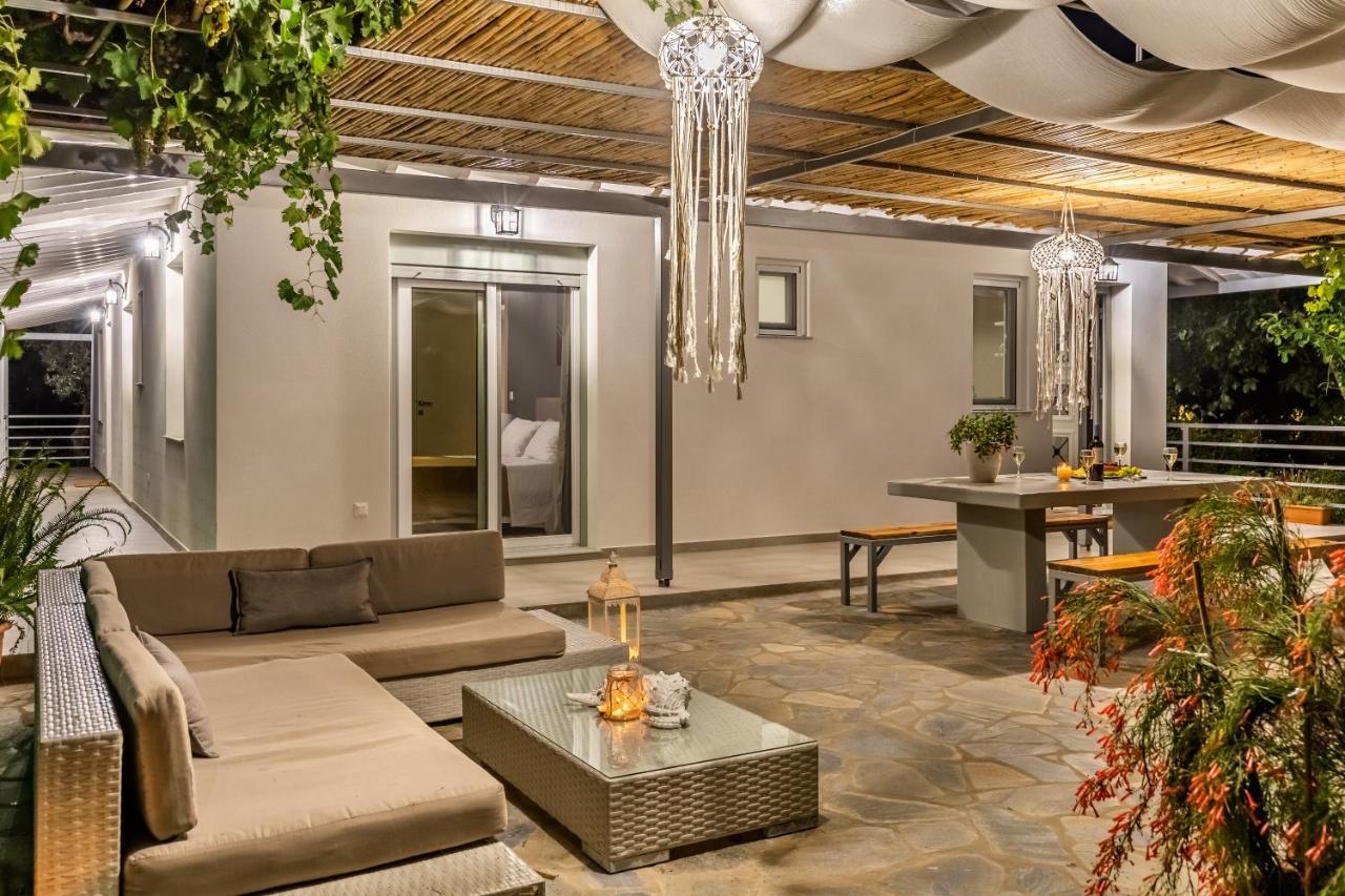 Artemis' Garden Apartment *